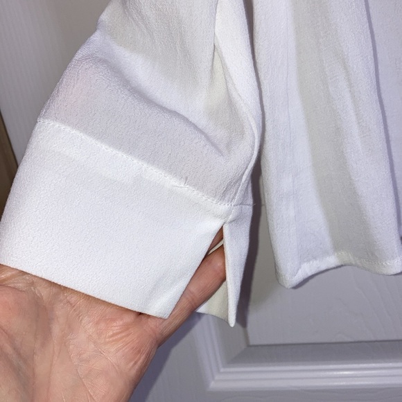 Venus size 6 white cold shoulder dressy blouse with “bling” - Picture 7 of 8